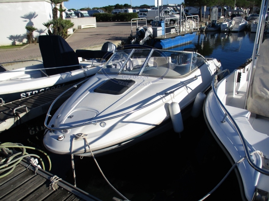 slider 1 Bayliner  1802 Capri